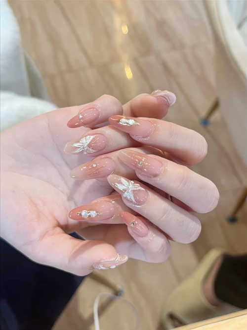 Mẫu Nails 17
