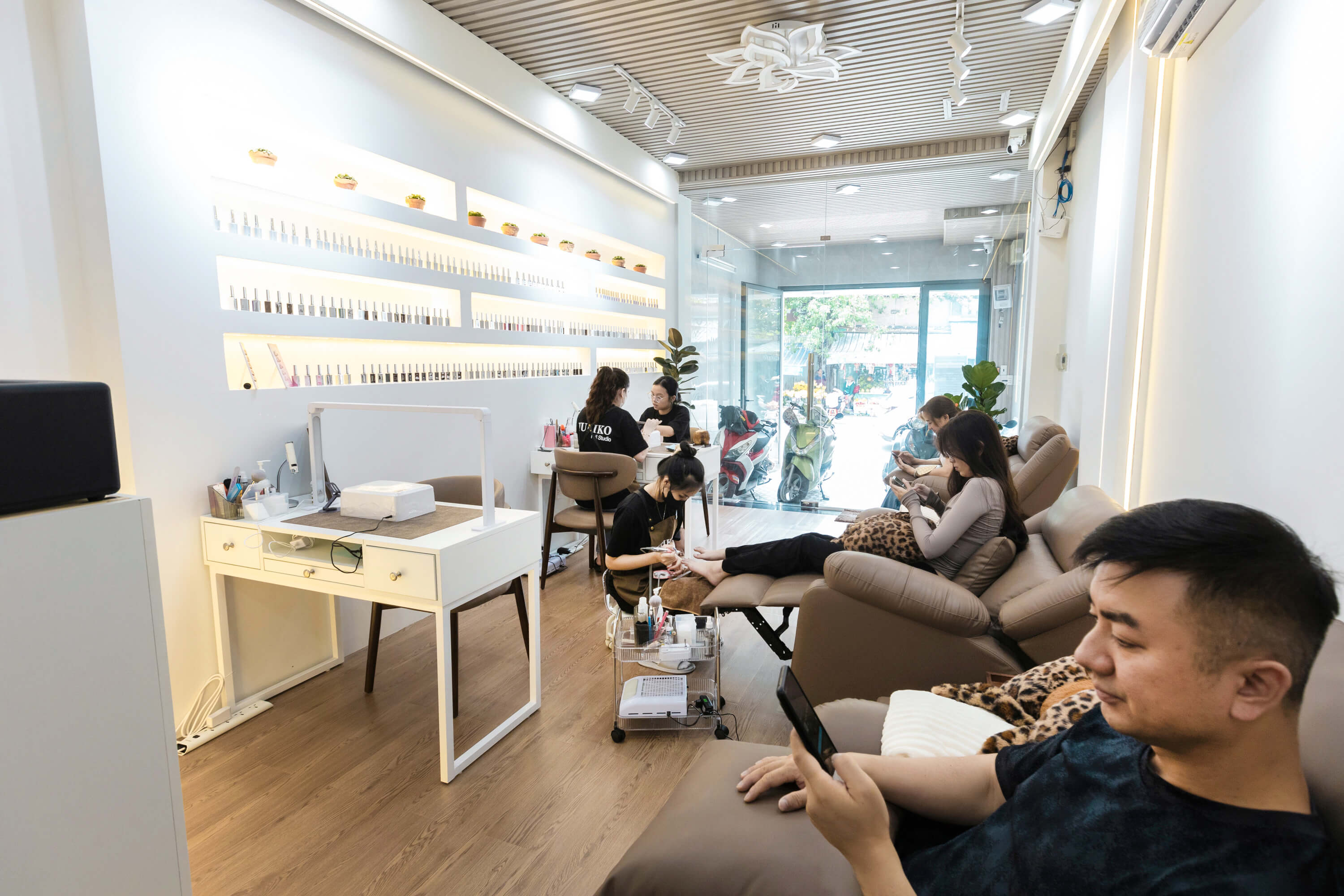 Uốn Mi Bình Thạnh